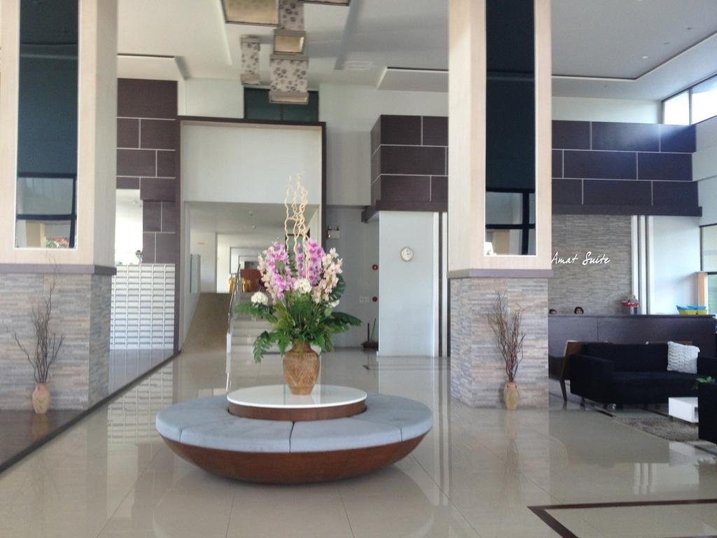 อาร์ คอน วงศ์อมาตย์ สวีท Hotel Pattaya ภายนอก รูปภาพ